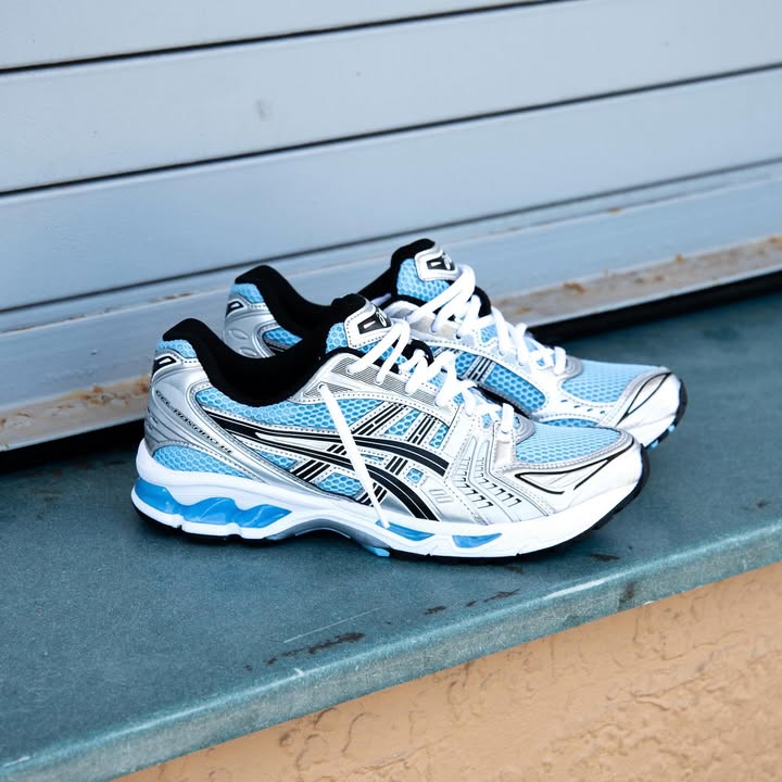 Is de ASICS Gel-Kayano 14 Arctic Sky Pure Silver echt beter dan andere sneakers?