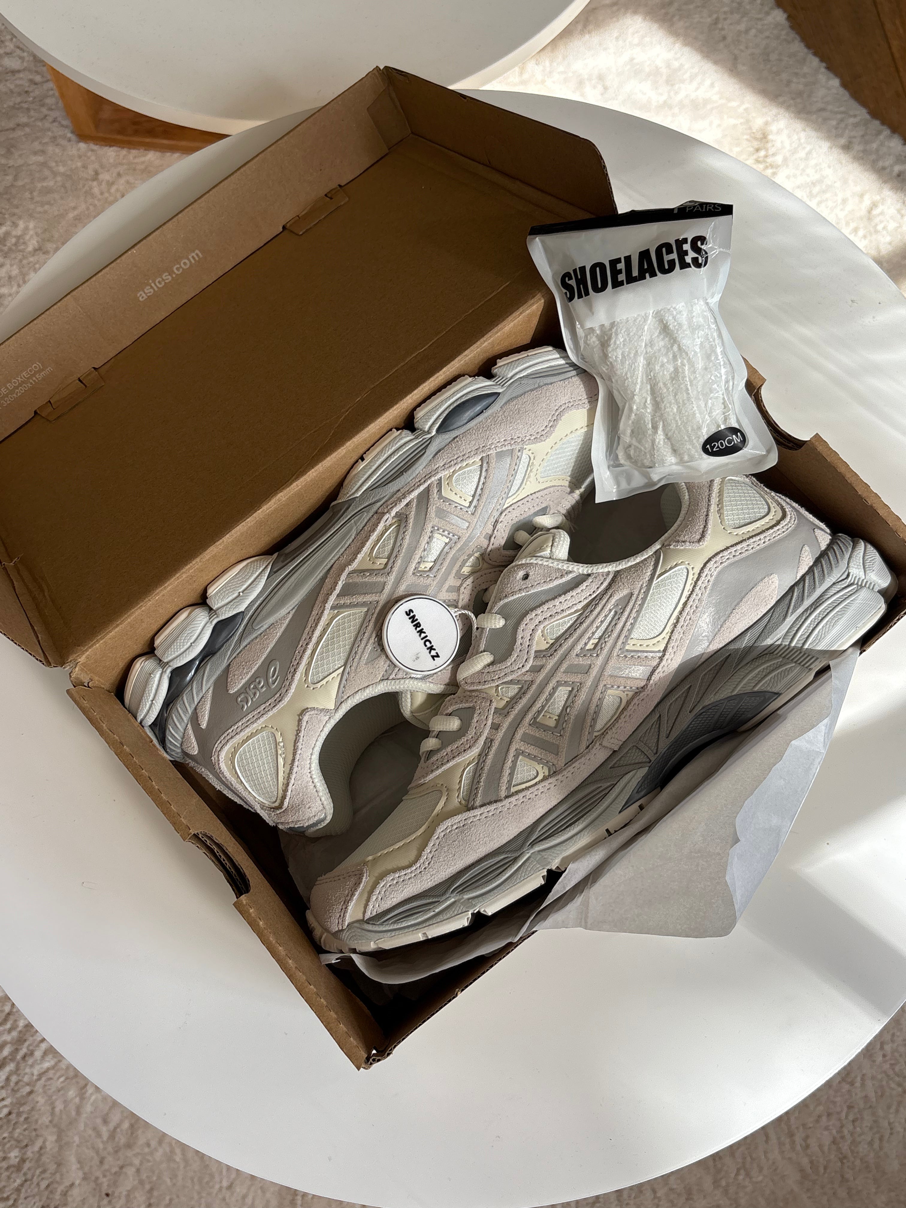 Welke sneakers zijn in de mode (2025)?