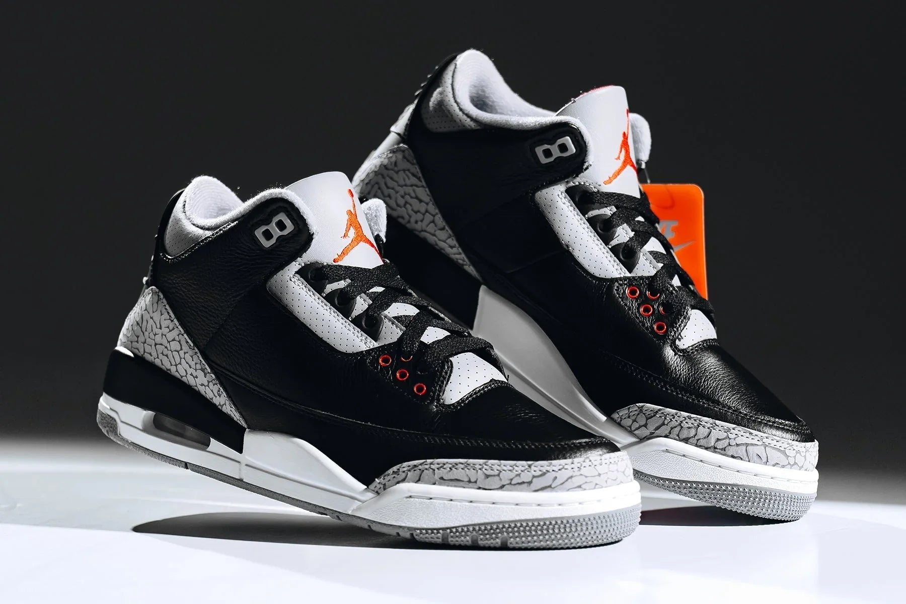Air Jordan 3 Black Cement 2025: De Ultieme Sneaker Legende
