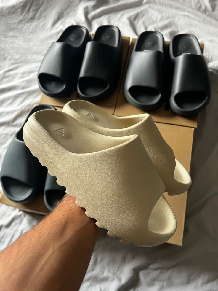 Adidas Yeezy Slide Bone (Restock Pair) - SnrKickz