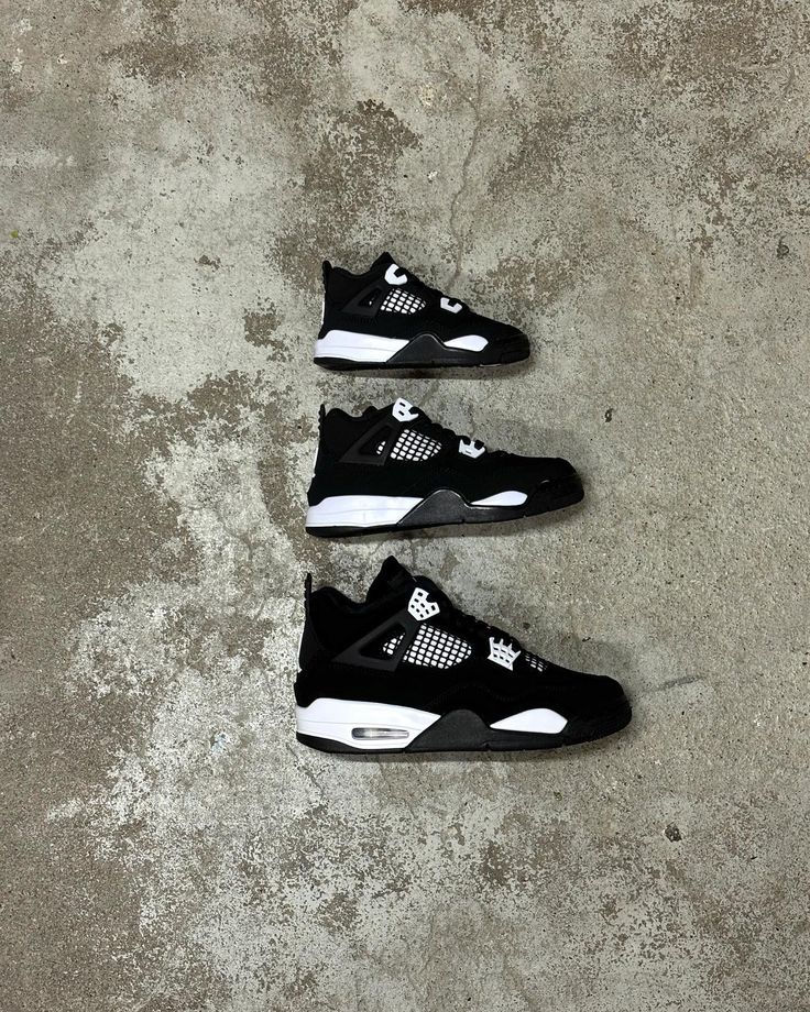 Air Jordan 4 White Thunder in verschillende maten van kinder, vrouwen tot mannen maten