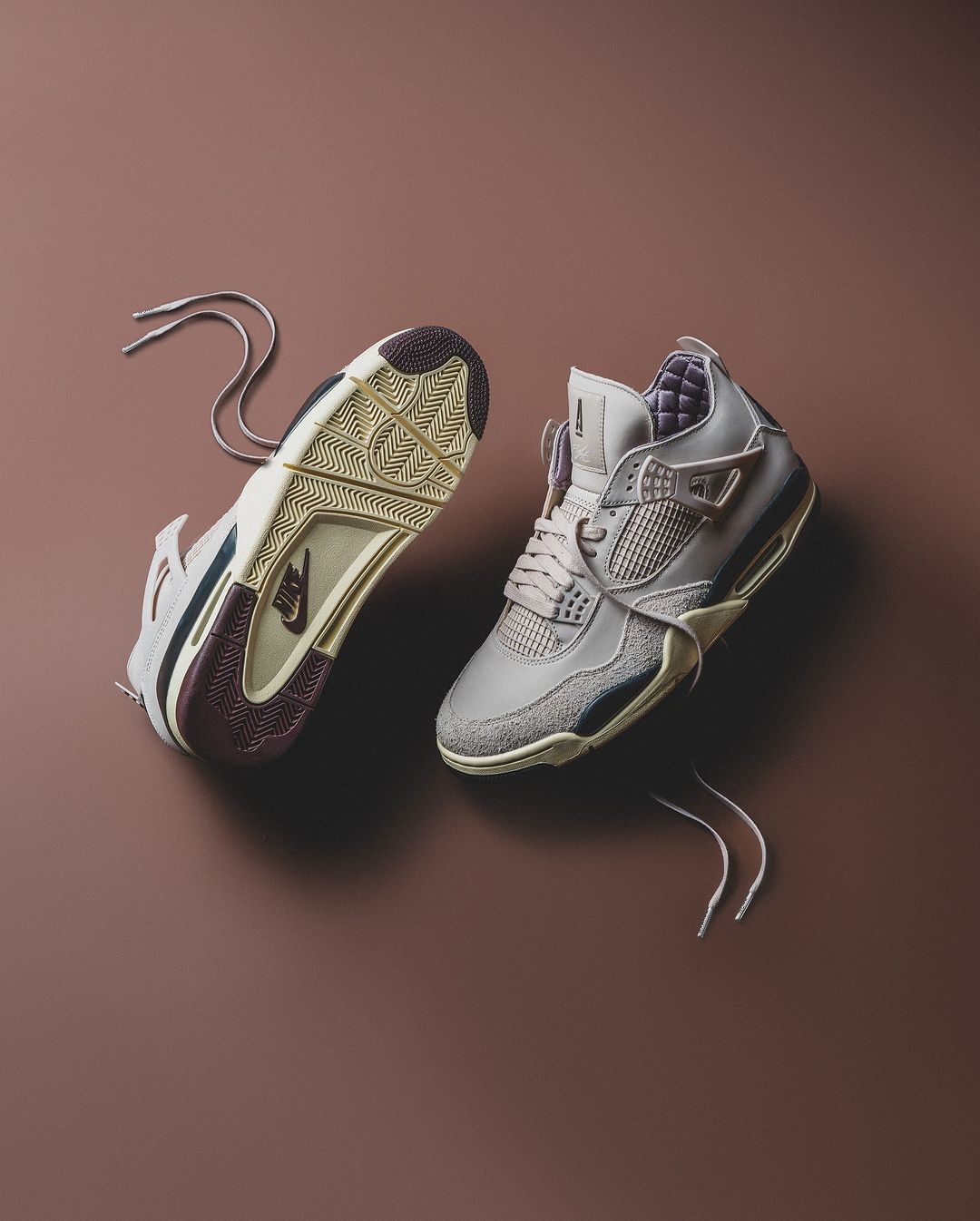 Nike Air Jordan 4 x A Ma Maniére Fossil Stone sneaker met suède textuur en luxe afwerking