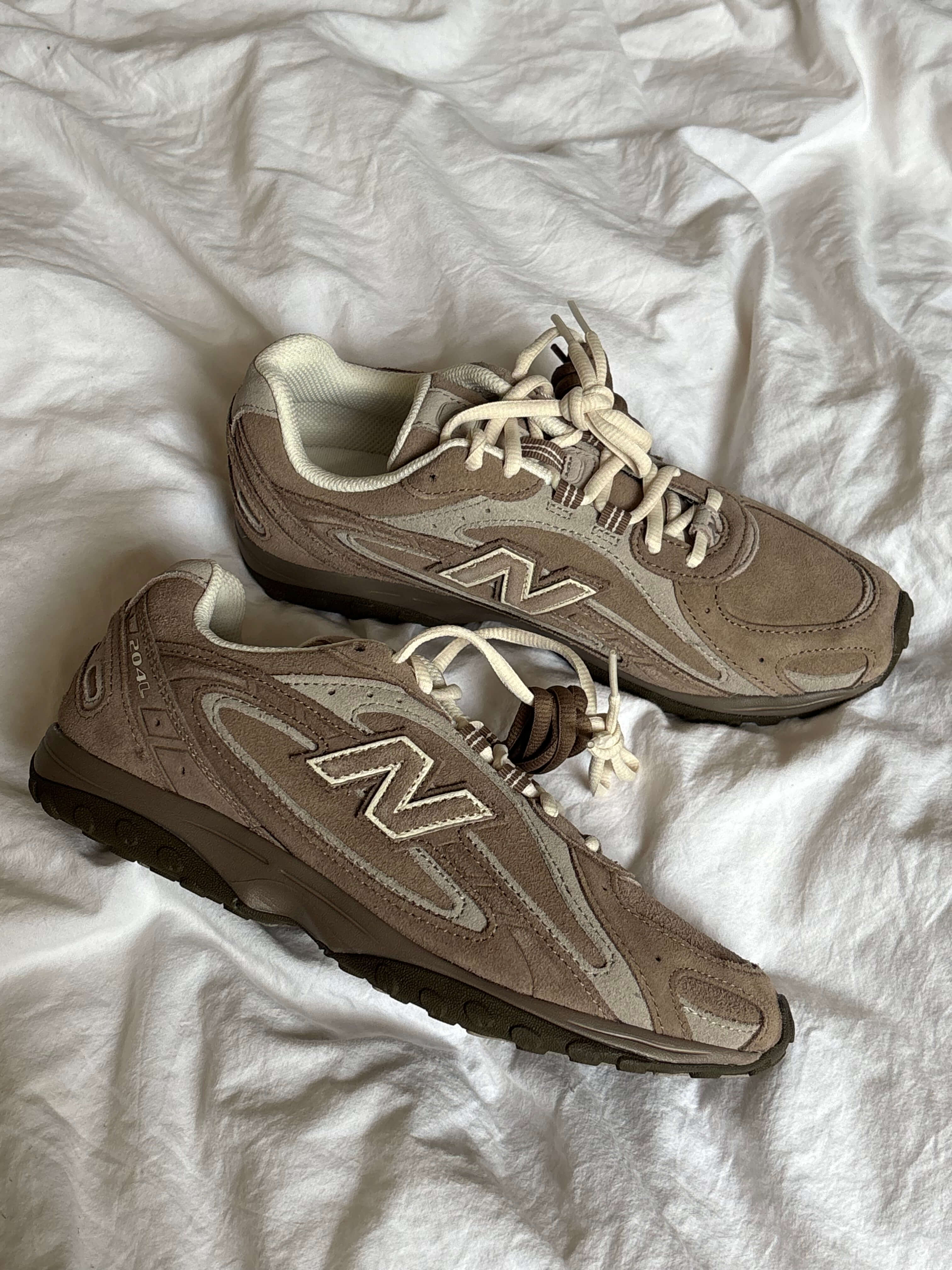 New Balance 204L Mushroom Arid Stone