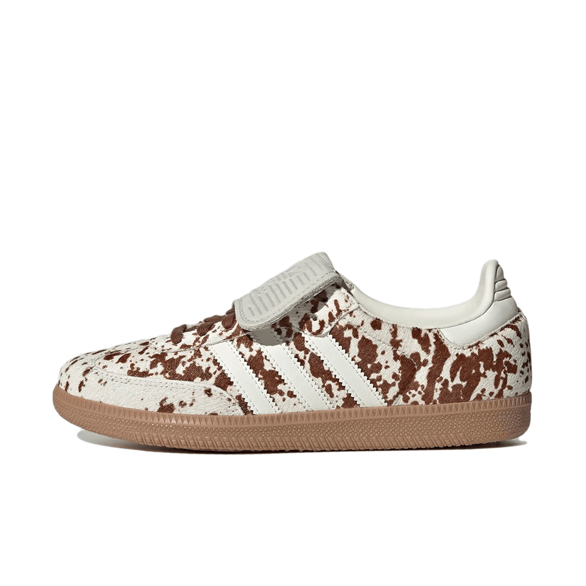 JS3931 adidas Samba LT Cow Print Brown White (Women’s) – vooraanzicht sneaker in Brown Cow Print/White met Normaal / True to size pasvorm