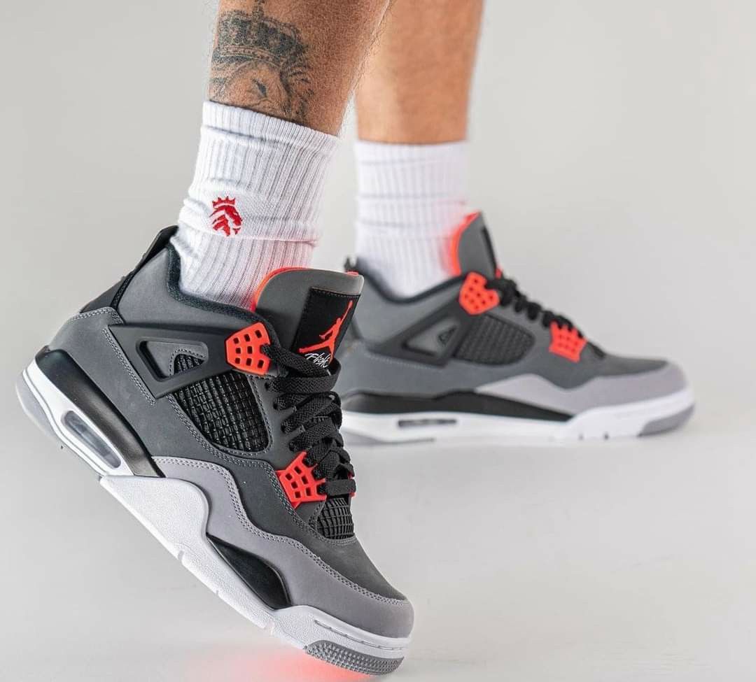 Air Jordan 4 Infrared