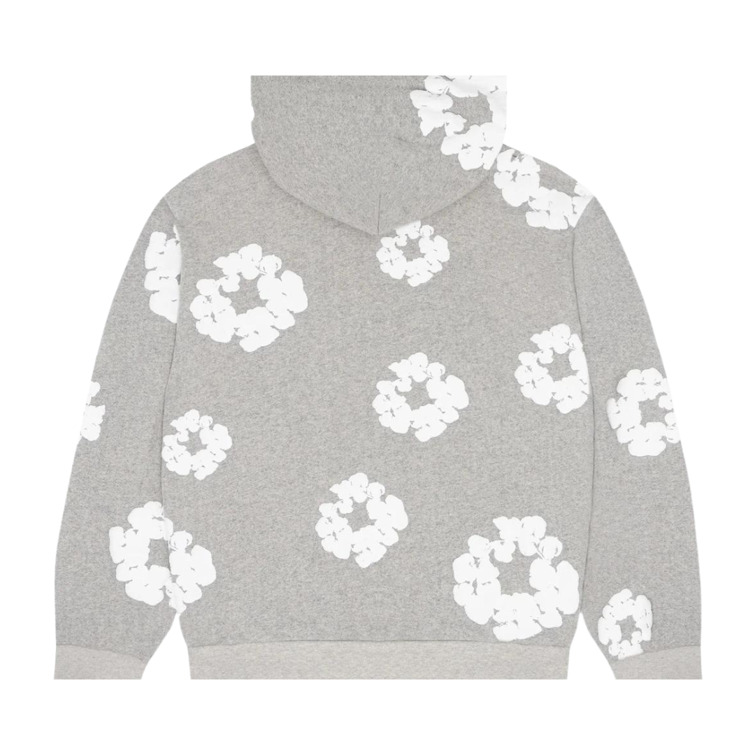 Denim Tears The Cotton Wreath Hoodie Grey – close-up borduursel detail op zachtgrijze stof