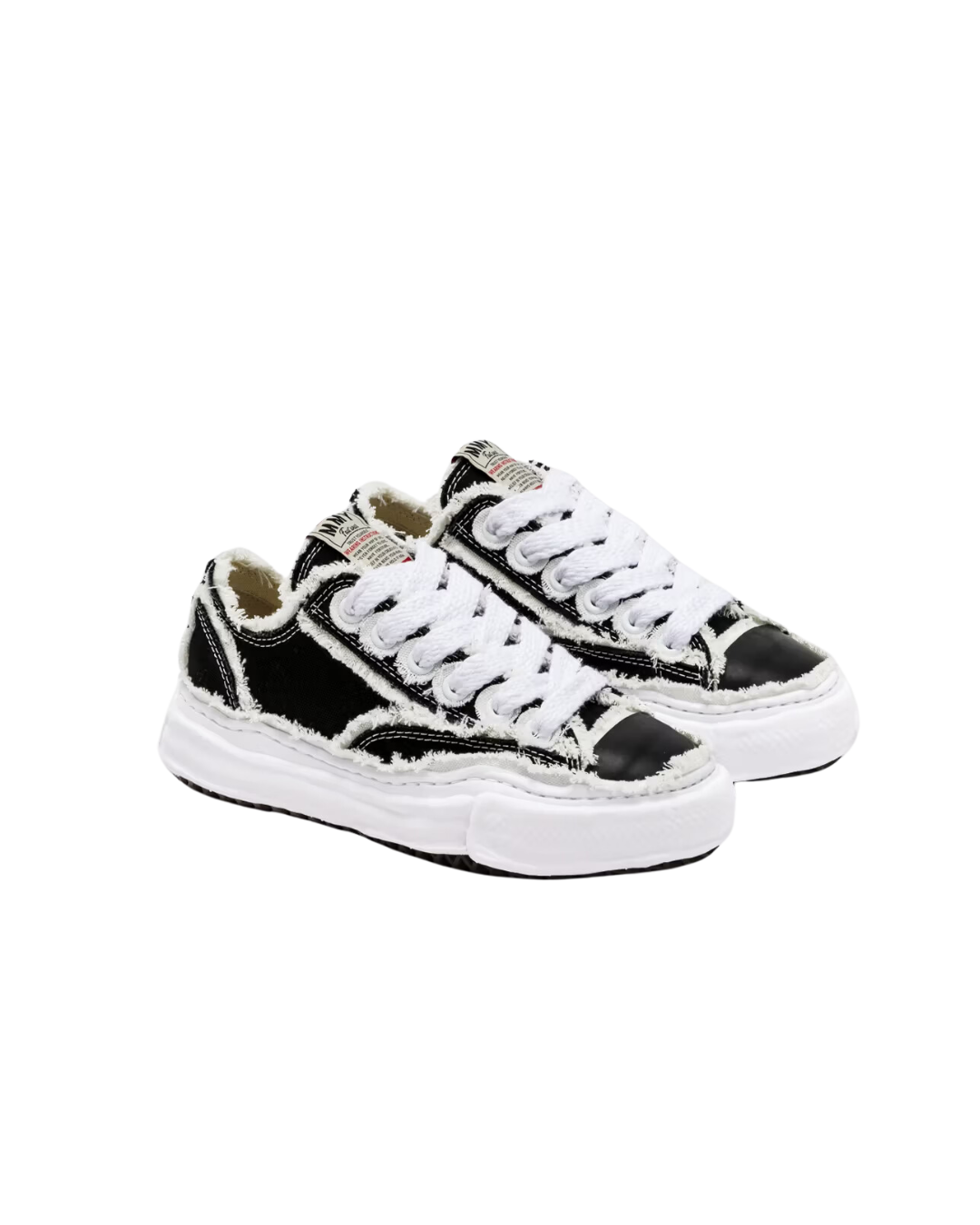 Maison Mihara Yasuhiro Peterson OG Sole Canvas Low Frayed Black – close-up verweerde frayed randen en grove canvas textuur langs de oversized zool