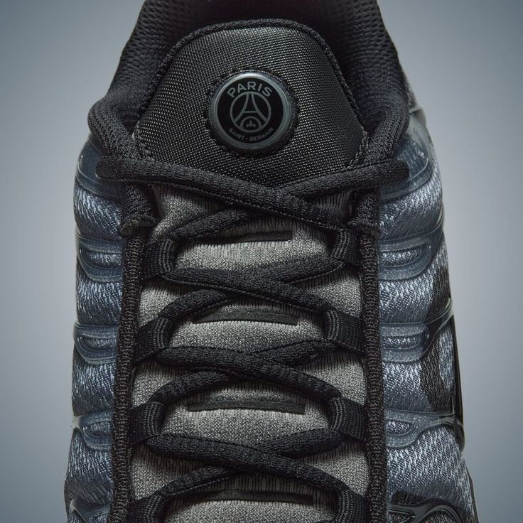 Nike Air Max Plus PSG Paris Saint-Germain Black Particle Grey