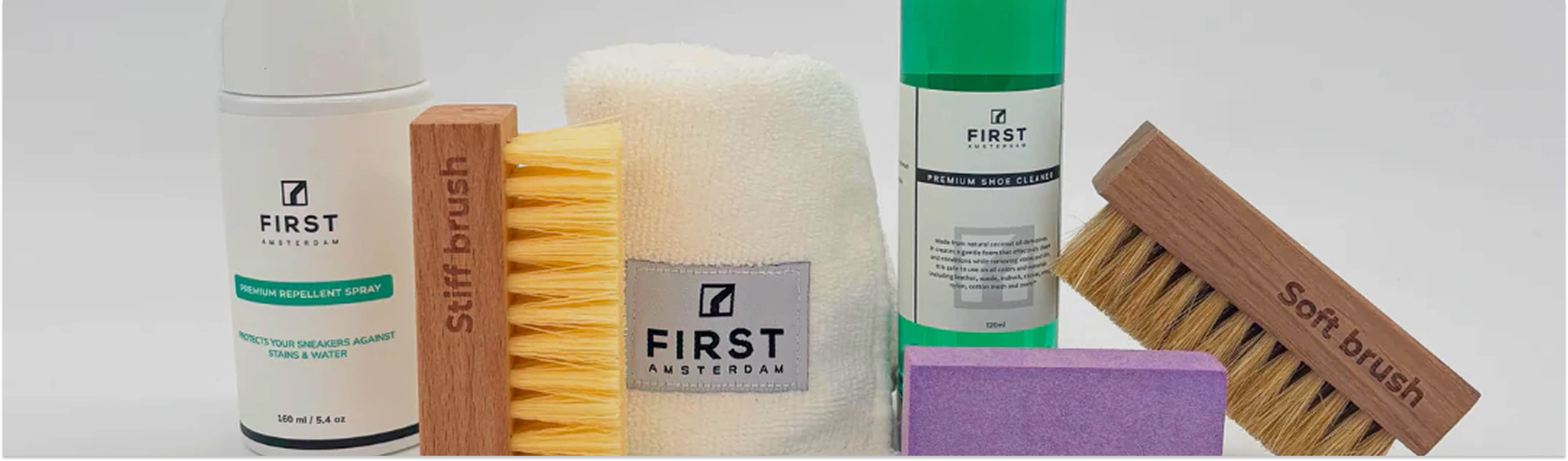 Wat is de beste manier om sneakers schoon te maken?