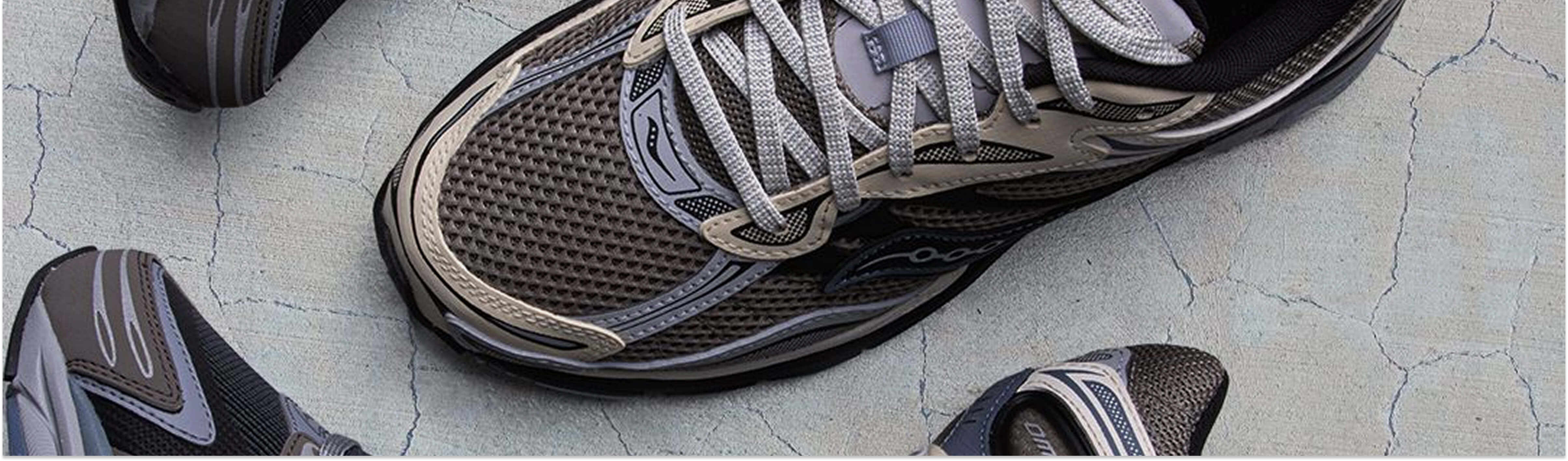 Welke sneakers moet je juist niet dragen in de zomer? Dit zijn de tips voor jou