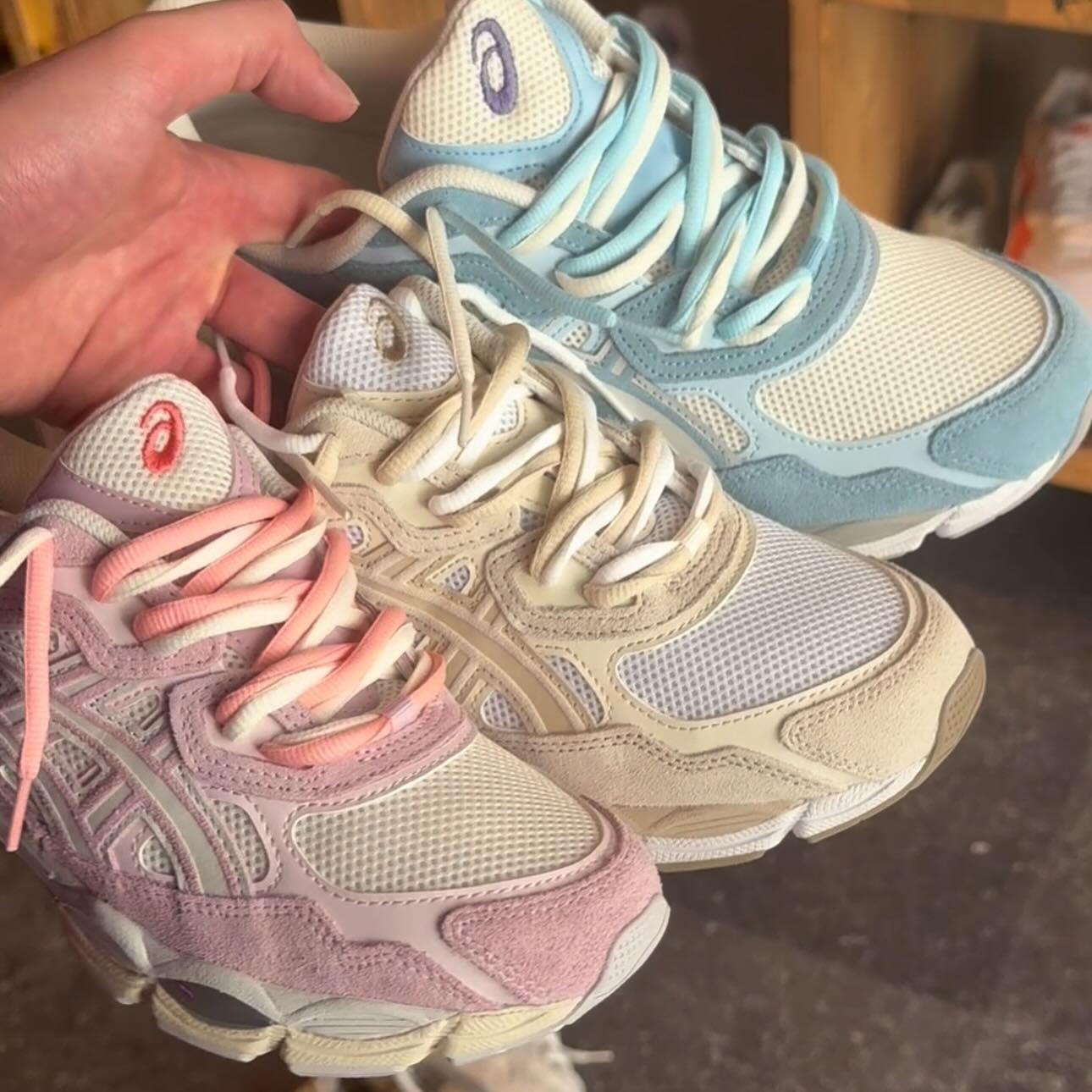 Ontdek de Double Laced Asics veters in nieuwe kleuren!