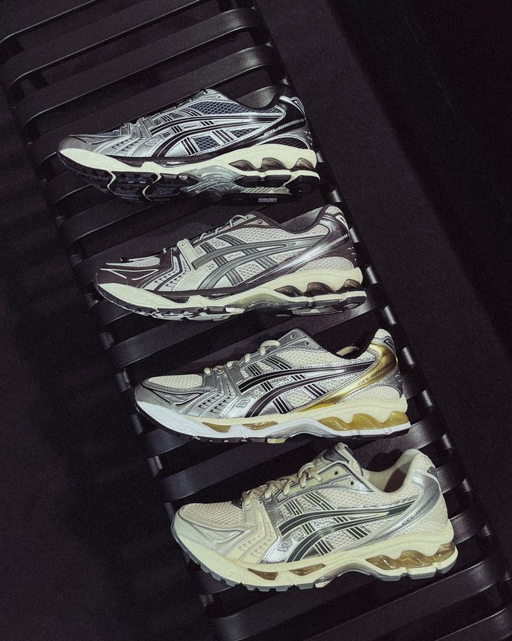Waar komt het merk ASICS vandaan?