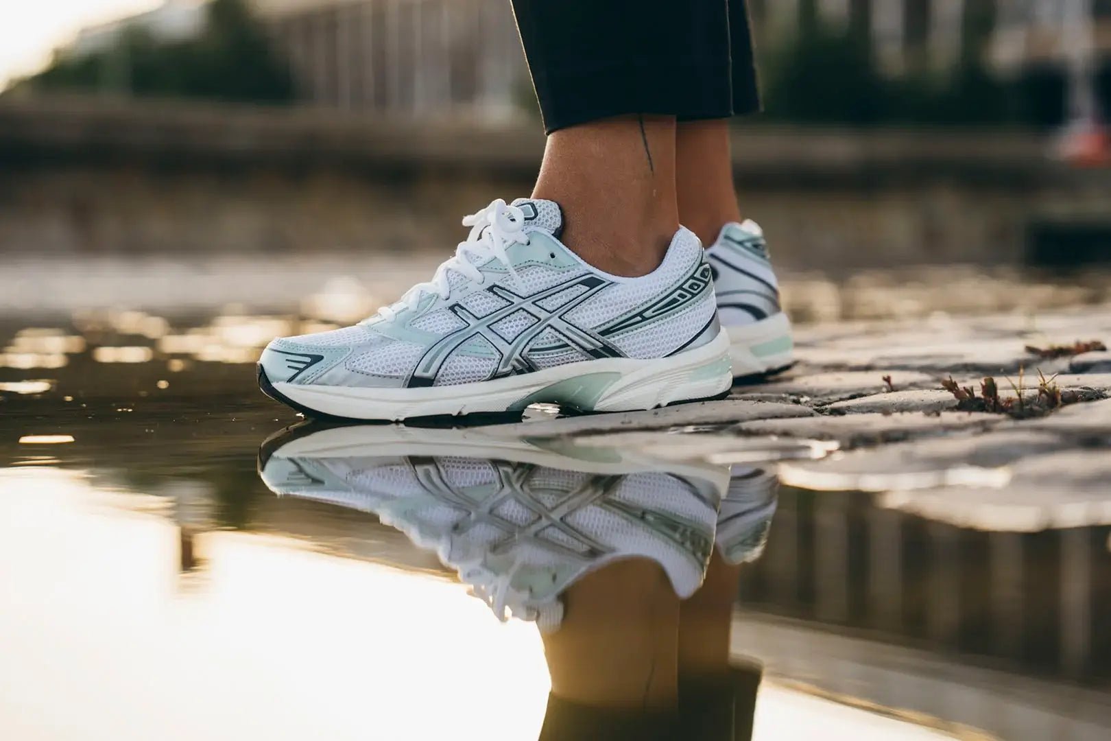 Waarom de Asics Gel 1130 dé comeback-sneaker van het moment is