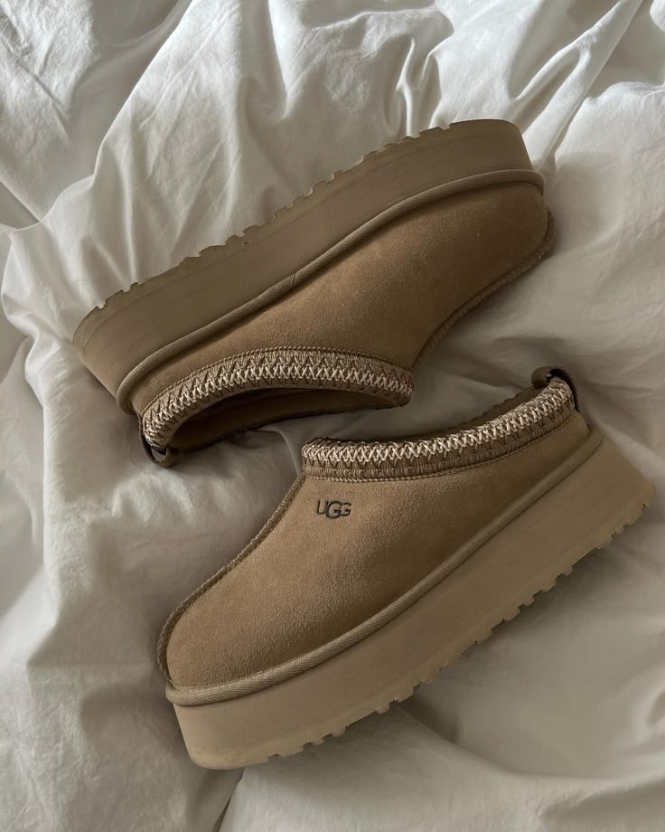 Waarom de UGG Tazz dé must-have van 2025 is