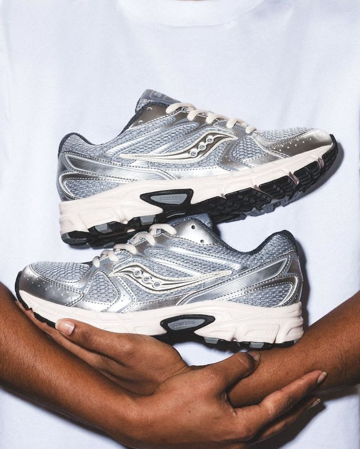 Saucony Sneakers | snrkickz | Sale