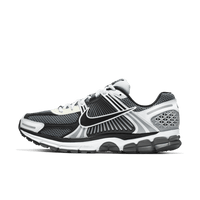 Nike Zoom Vomero 5 Black & Metallic Silver