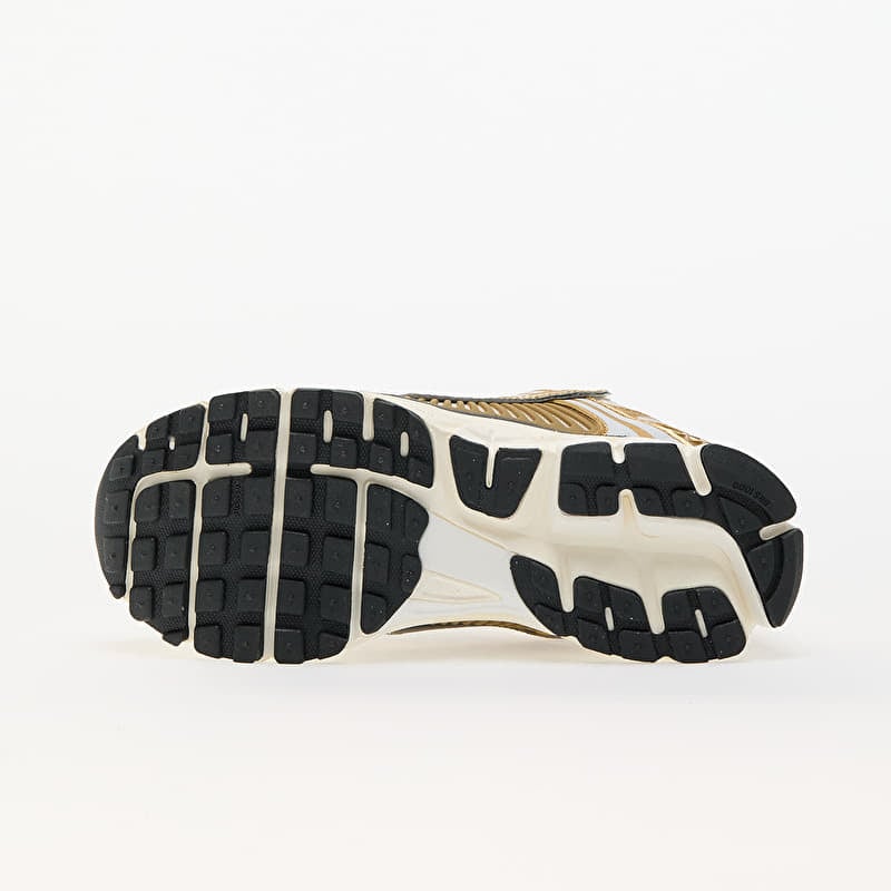 1140592-Nike Zoom Vomero 5 Metallic Gold (Women's) (HF7723-001) | Snrkickz 8