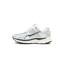 Nike Zoom Vomero 5 Photon Dust