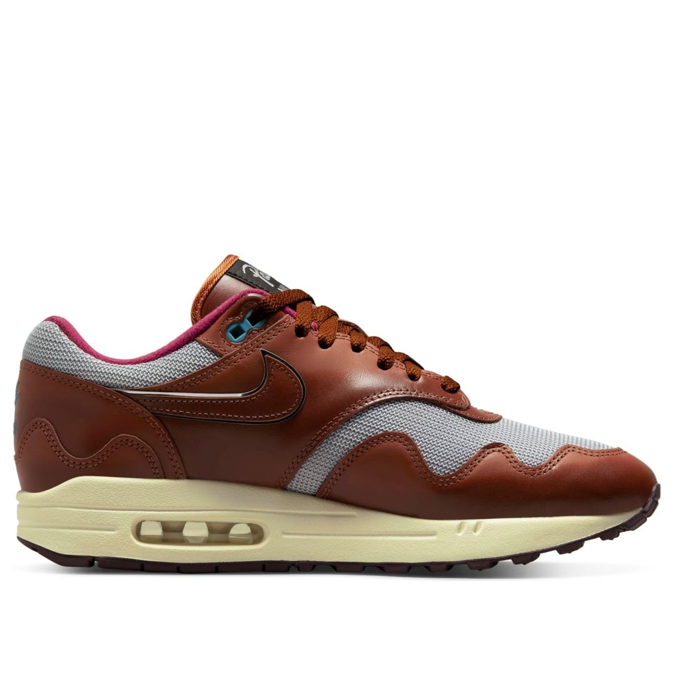 Nike Air Max 1 Patta Tan Brown DO9549-200 - Zijaanzicht | Snrkickz