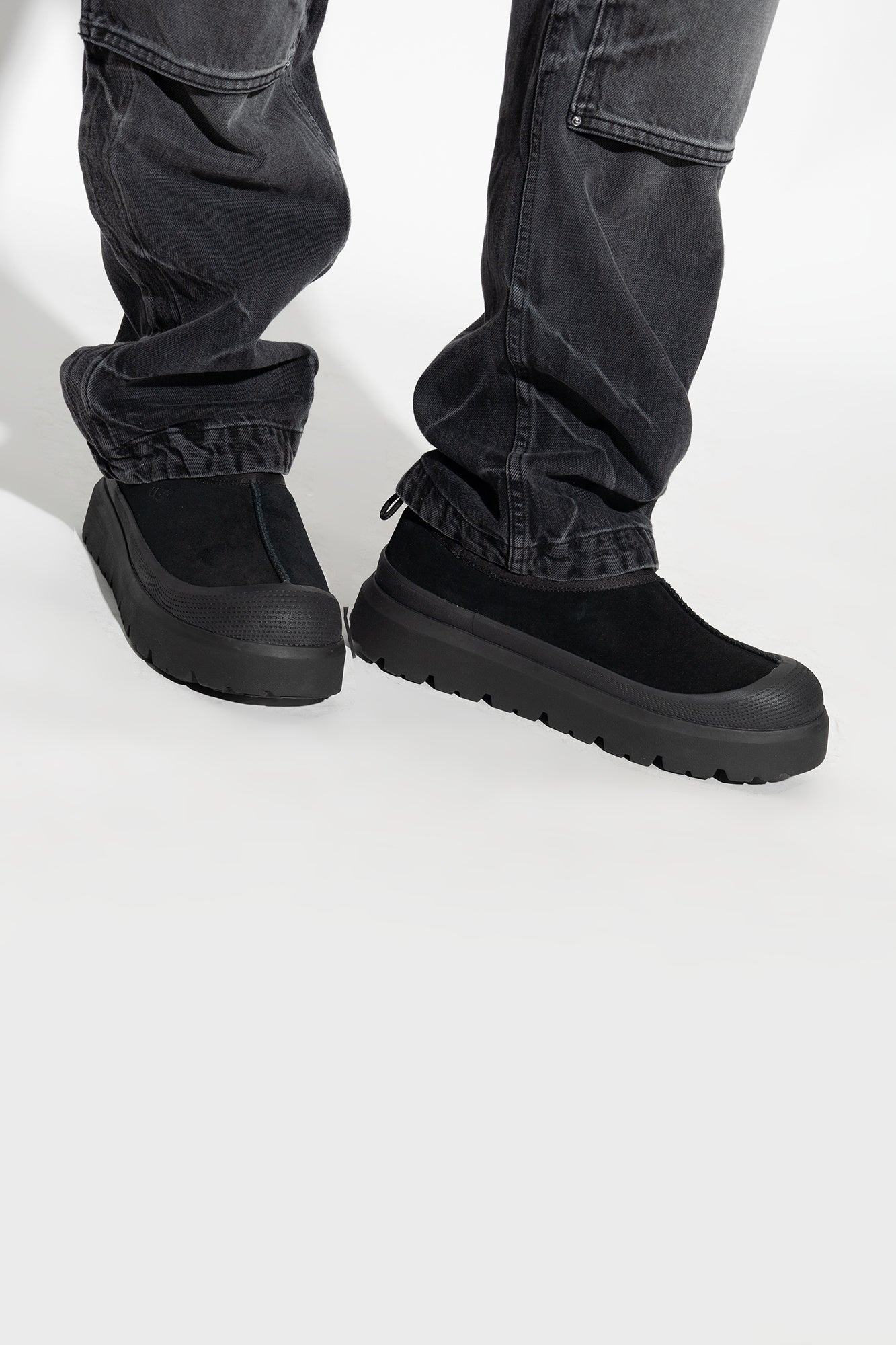 UGG Tasman Weather Hybrid Black