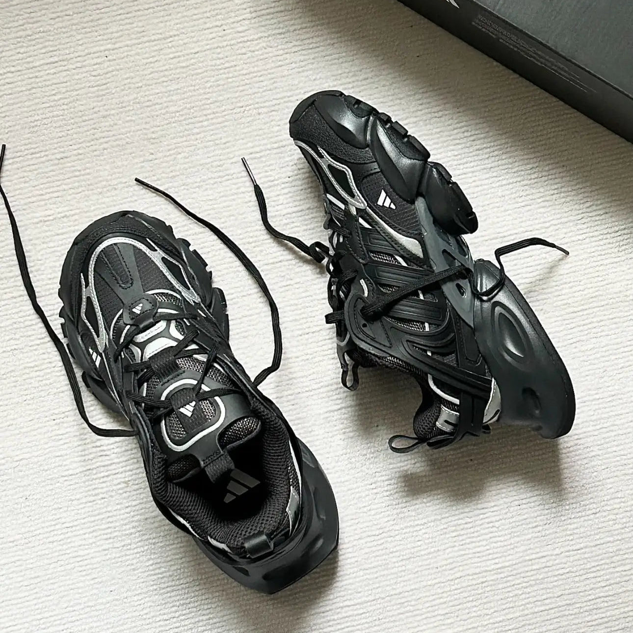 Adidas XLG Runner Deluxe Grey Black Grey