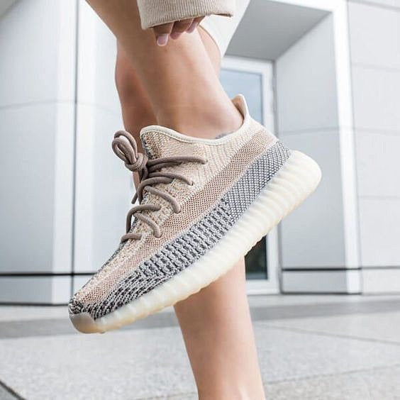 Adidas Yeezy Boost 350 V2 Ash Pearl