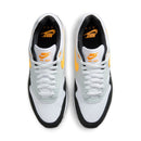 Nike Air Max 1 White University Gold FD9082-104 - achterkant | Snrkickz