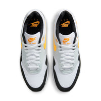 Nike Air Max 1 White University Gold FD9082-104 - achterkant | Snrkickz