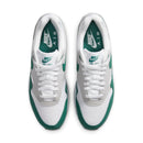 Nike Air Max 1 Anniversary Green (2020) DC1454-100 - Achteraanzicht | Snrkickz