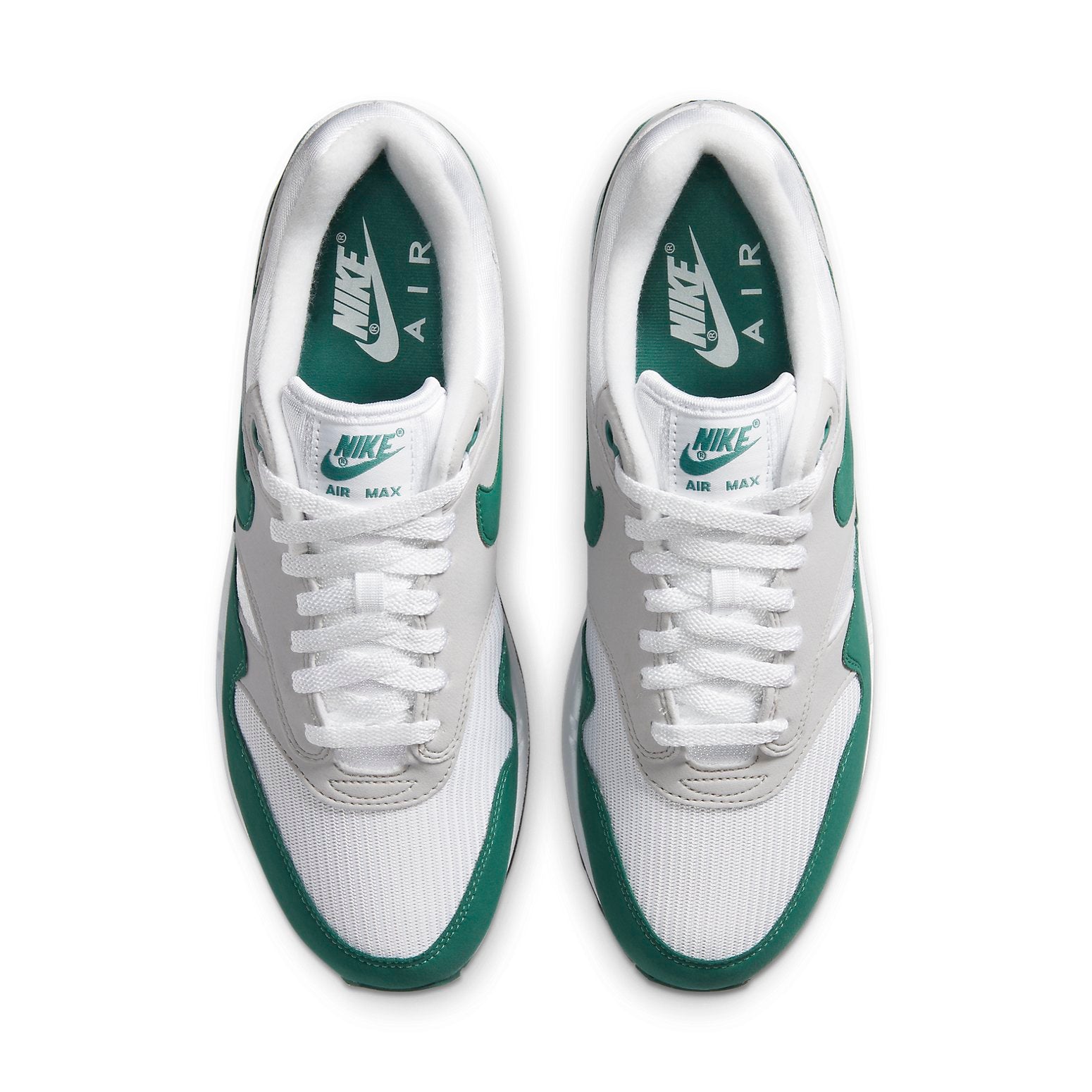 Nike Air Max 1 Anniversary Green (2020) DC1454-100 - Achteraanzicht | Snrkickz