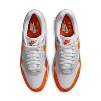 Nike Air Max 1 Anniversary Orange DC1454-101 - achterkant | Snrkickz