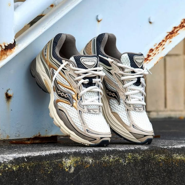 Saucony ProGrid Omni 9 Gold