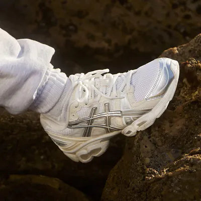 ASICS Gel-Nimbus 9 Wind und Meer Weiß Silber