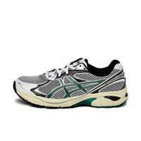 ASICS GT-2160 White Jasper Green 1203A275-106 zijaanzicht met wit mesh, groene overlays en metallic zilveren accenten in retro running stijl

