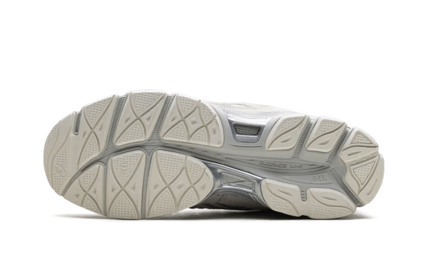ASICS Gel-NYC Cream Grey (1203A739-100) | Snrkickz3