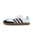 Adidas Samba Newcastle United zijaanzicht met zwart-wit leren bovenwerk, gouden branding en klassieke gumzool JQ4044



