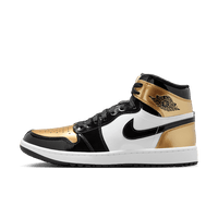 Zijkant van de Air Jordan 1 Golf Patent Gold Toe met glanzende zwarte en gouden panelen – luxe patent leather uitvoering met golfzool