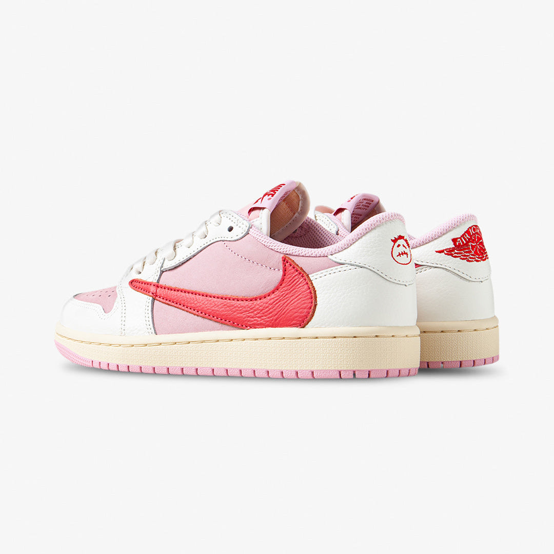Air Jordan 1 Retro Low OG SP Travis Scott Shy Pink 4