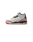 Air Jordan 3 Retro Vintage Floral FZ3620-100 zijaanzicht met witte leren upper, beige accenten en subtiele bloemenprint op de elephant panels

