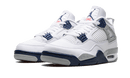 Air Jordan 4 Midnight Navy bovenaanzicht strakke wit-blauwe kleurcombinatie met kenmerkende mesh panelen