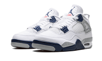 Air Jordan 4 Midnight Navy bovenaanzicht strakke wit-blauwe kleurcombinatie met kenmerkende mesh panelen