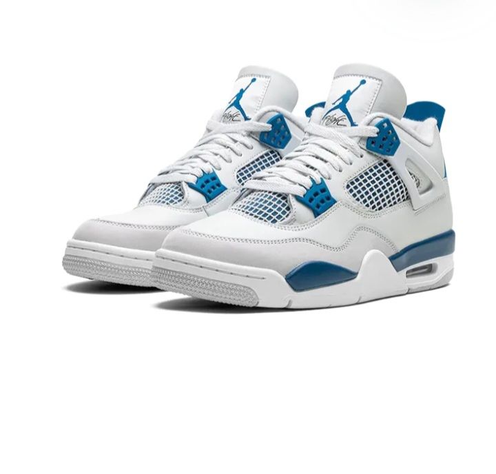 Air Jordan 4 Retro Militärblau