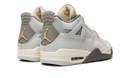 Air Jordan 4 SE Craft Photon Dust sneaker met Jumpman logo en off white hielstuk achteraanzicht