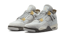Air Jordan 4 SE Craft Photon Dust lichtgrijze Jordan sneaker met Pale Vanilla accenten vooraanzicht