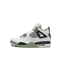 Air Jordan 4 Seafoam zijaanzicht met wit leren bovenwerk, Seafoam groene accenten en grijze details op rubberen buitenzool