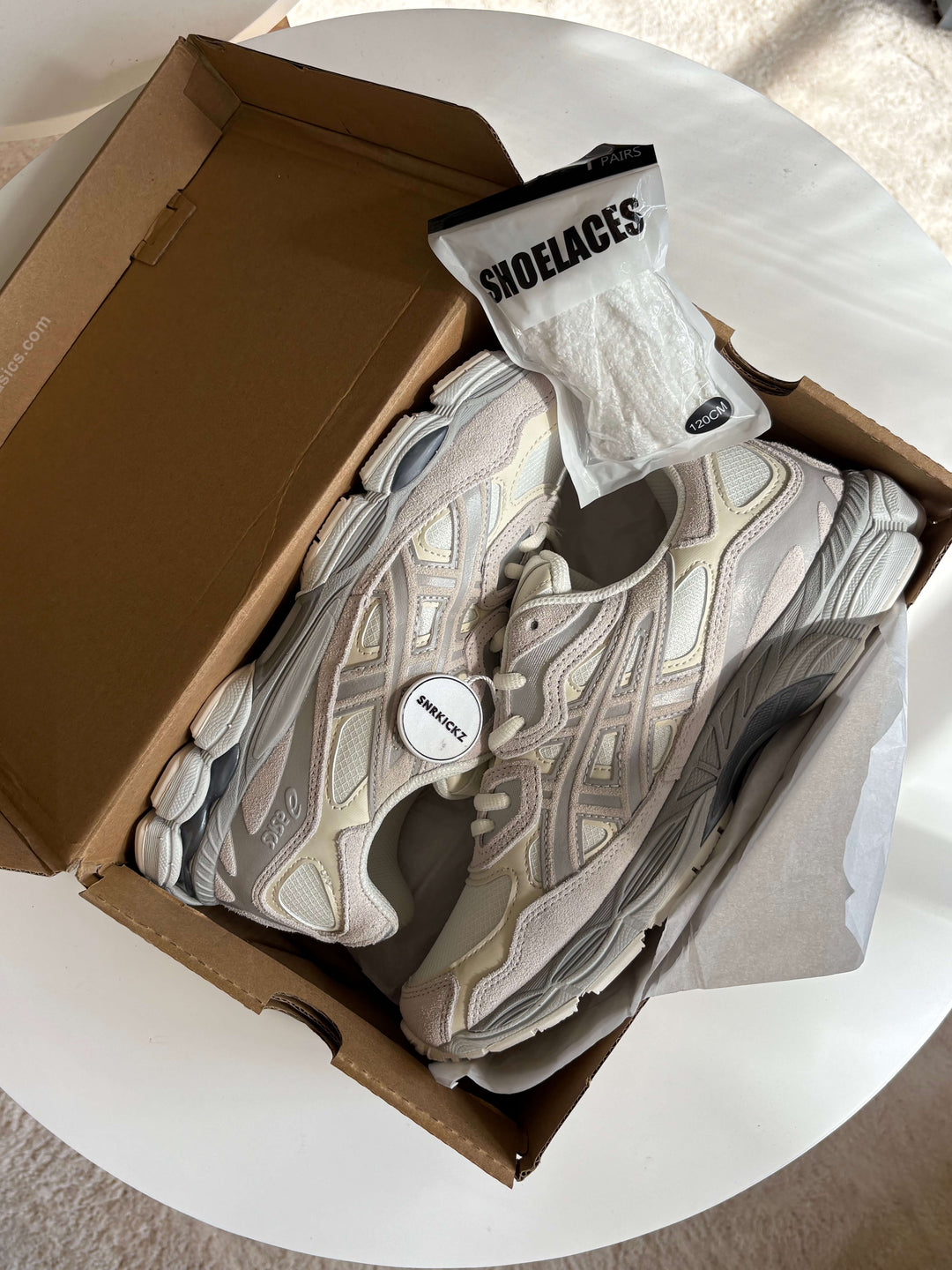 ASICS Gel-NYC Creme Wolkengrau