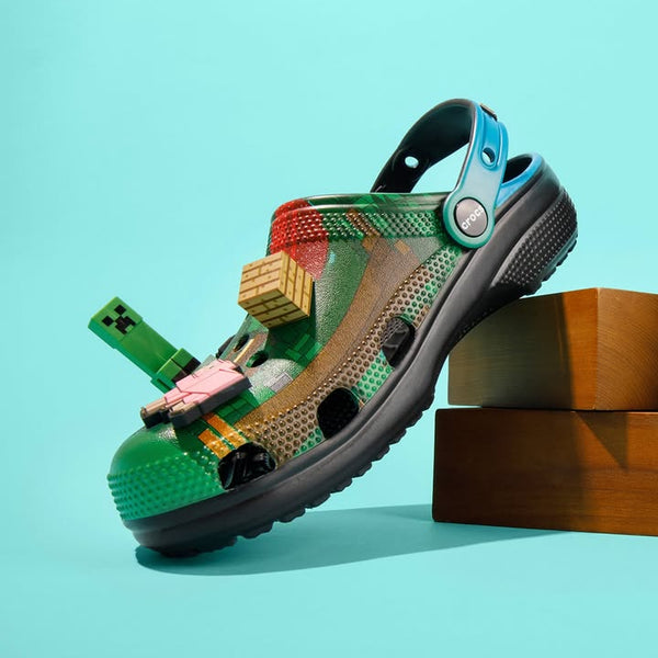 Crocs Classic Clog Minecraft Dark Forest