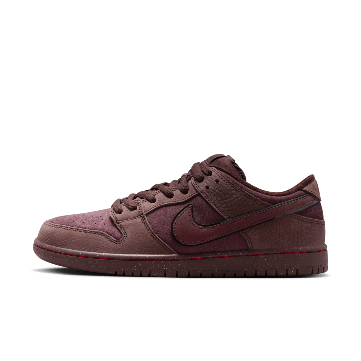 Nike SB Dunk Low „Stadt der Liebe“ in Burgunderrot