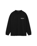 Studiofoto van de Fear of God Essentials Jersey Long Sleeve T-Shirt Black met minimalistische look, ronde hals en wit Essentials logo links op de borst