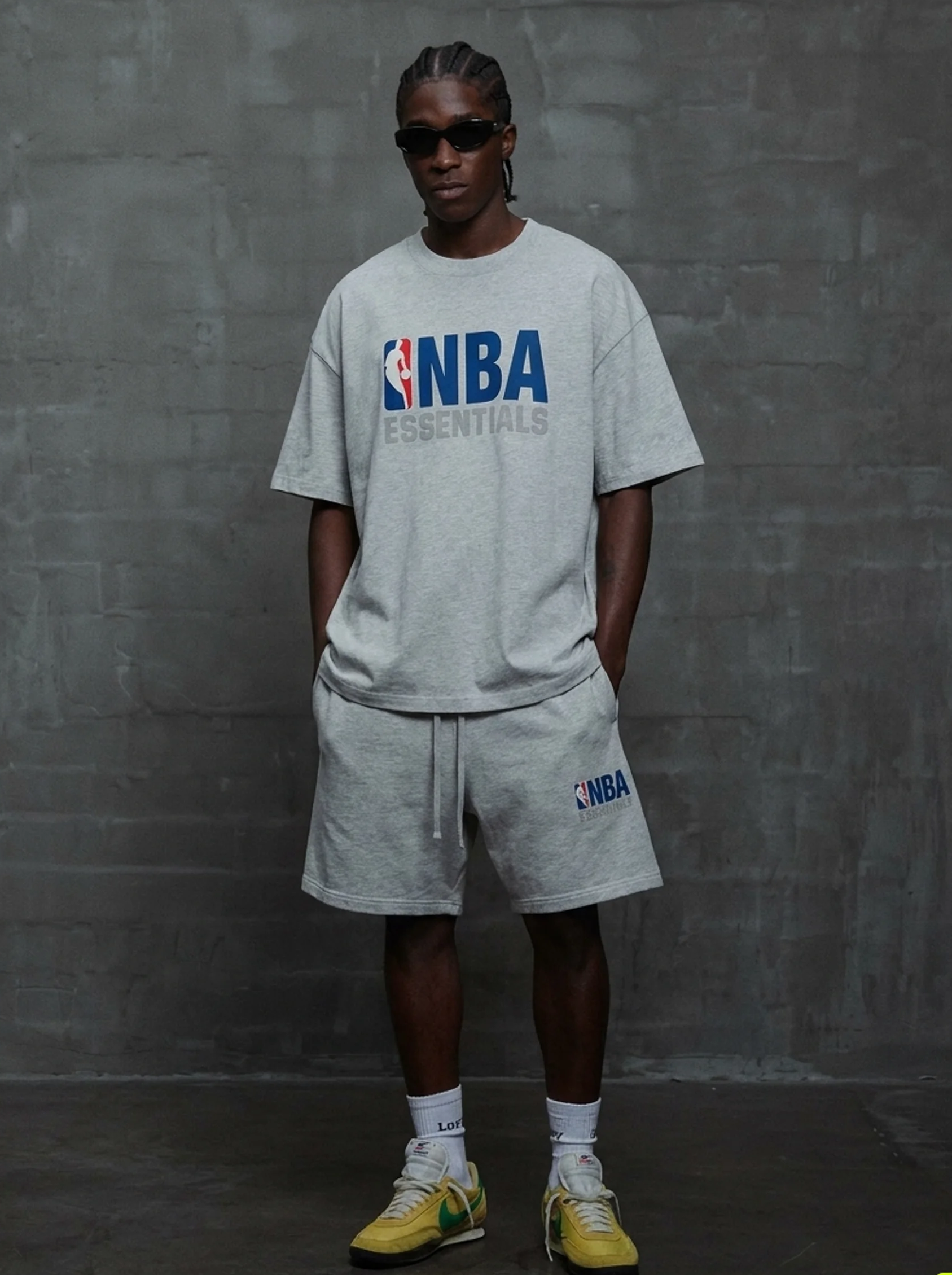 Fear of God Essentials NBA Light Heather Summer Set SNrkickz - Gratis Verzending en 24h levering